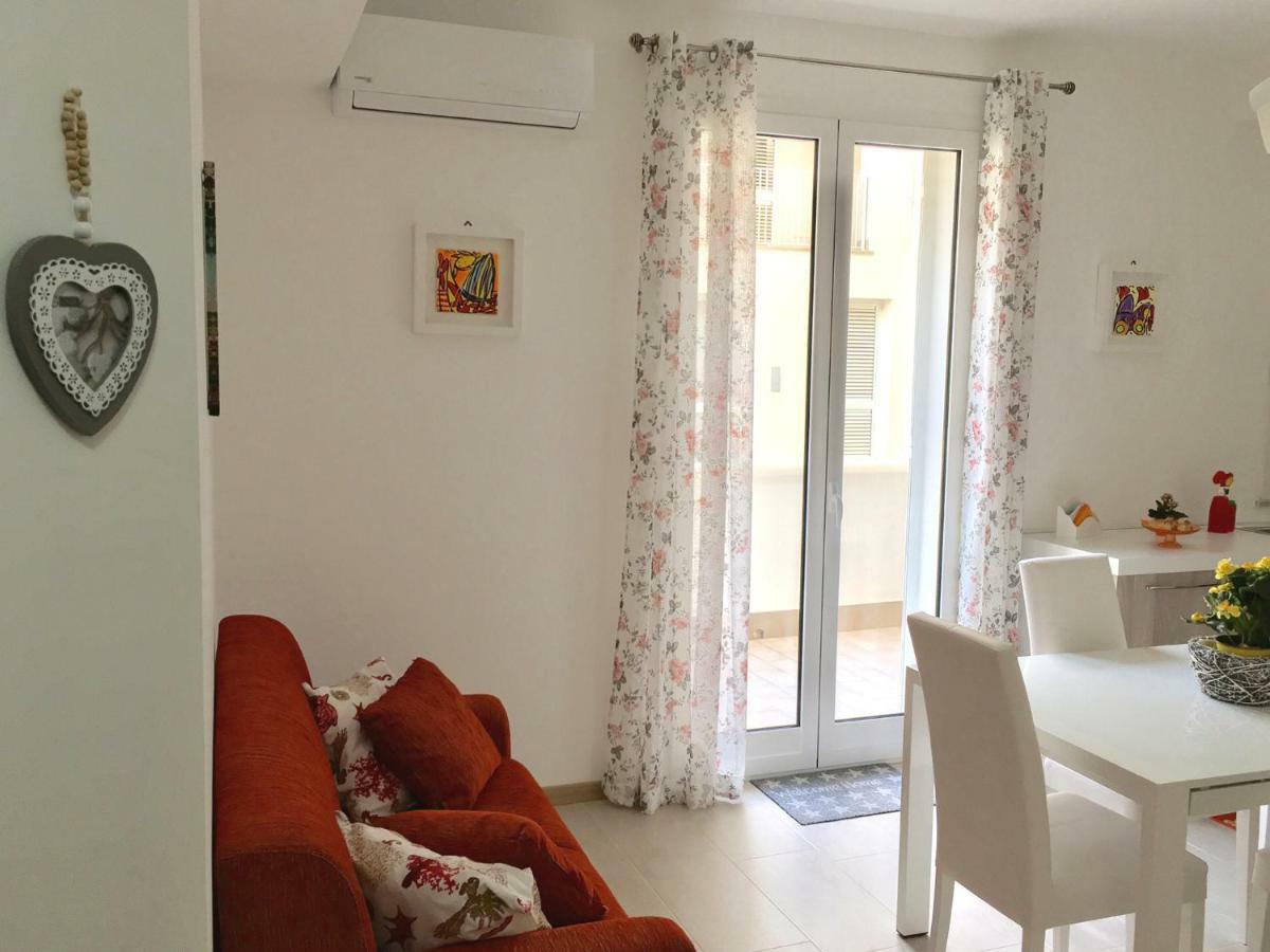 شقة La Casa Di Nancy Al Mare باليستراتي المظهر الخارجي الصورة